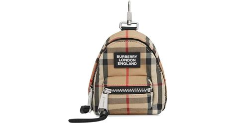 burberry sleutelhanger beer|Burberry clothing website.